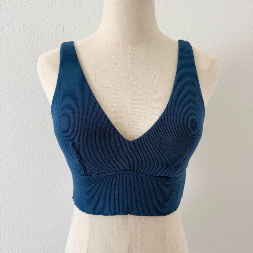 Parade Women's Blue Ribbed Knit Bralett Top Size 1 Activewear Stretch Outdoors